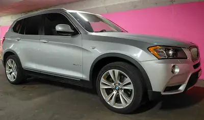 BMW X3 xDrive 35i — SUV premium 306 ch, traction intégrale et fiabilité reconnue — vue extérieure