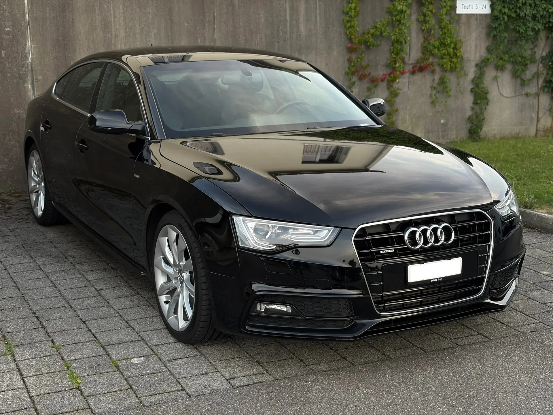 Audi A5 Sportback 2.0 TFSI Quattro — Berline sportive premium, première main AMAG — Außenansicht
