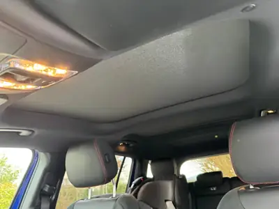 Mercedes-Benz GLB 35 AMG — SUV compact sportif 4x4, seulement 63'000 km — cruscotto