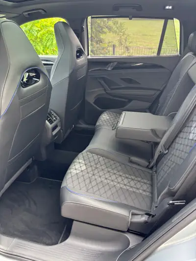 VW Tayron 1.5 TSI eHybrid 272 ch — SUV rechargeable, autonomie électrique >100 km — détail