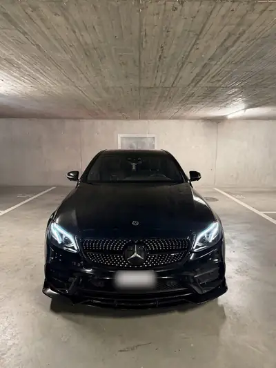 Mercedes-Benz E 43 AMG 4matic — Berline sportive 401 ch, transmission intégrale — exterior view