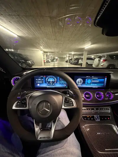 Mercedes-Benz E 43 AMG 4matic — Berline sportive 401 ch, transmission intégrale — interior