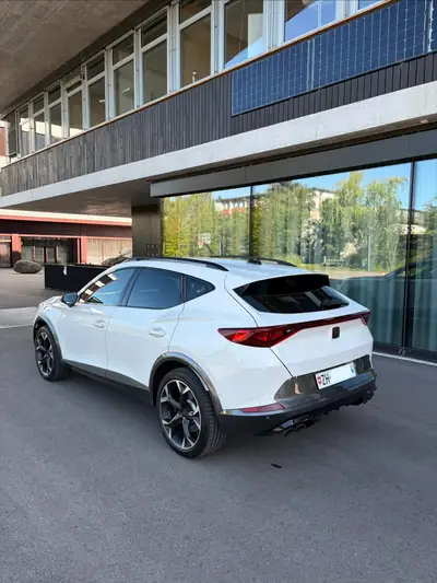 CUPRA Formentor VZ 2.0 TSI 310 ch — SUV coupé haute performance, 4x4 intégral, entretien premium — Detail