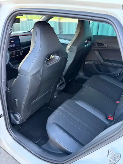 CUPRA Formentor VZ 2.0 TSI 310 ch — SUV coupé haute performance, 4x4 intégral, entretien premium — Miniatur 10