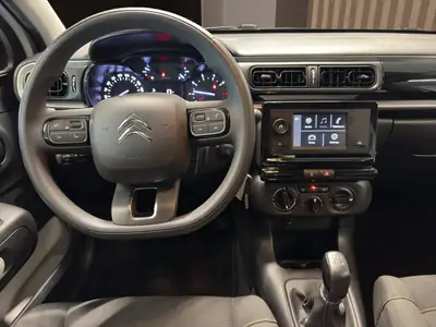 Citroën C3 1.2i PureTech You! — Citadine maligne, faible kilométrage et finition soignée — cruscotto