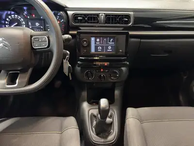 Citroën C3 1.2i PureTech You! — Citadine maligne, faible kilométrage et finition soignée — Miniatura 15