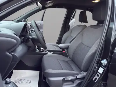Toyota Yaris Cross 1.5 Hybrid Style — Citycar écologique avec garantie constructeur jusqu'à 10 ans — Miniatura 9