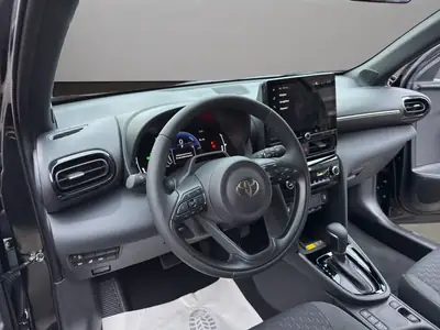 Toyota Yaris Cross 1.5 Hybrid Style — Citycar écologique avec garantie constructeur jusqu'à 10 ans — Miniatura 10