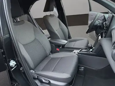 Toyota Yaris Cross 1.5 Hybrid Style — Citycar écologique avec garantie constructeur jusqu'à 10 ans — Miniatura 17