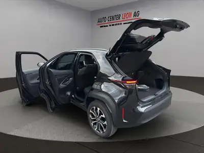 Toyota Yaris Cross 1.5 Hybrid Style — Citycar écologique avec garantie constructeur jusqu'à 10 ans — Miniatura 20