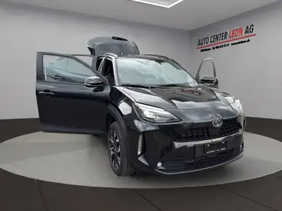 Toyota Yaris Cross 1.5 Hybrid Style — Citycar écologique avec garantie constructeur jusqu'à 10 ans — Miniatura 21