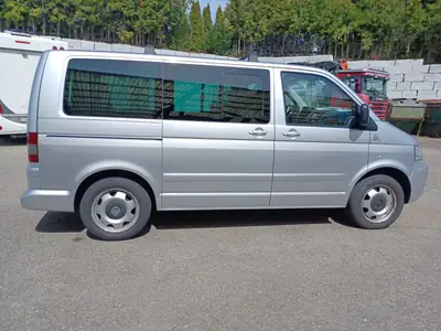 VW T5 2.5 TDI 174 Comfortline — Monospace 7 places robuste, sans sinistre — Seitenansicht