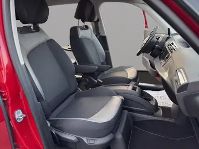 Citroën Grand C4 Picasso 1.6 e-THP — Monospace polyvalent, 99 000 km, équipé caméra et navigation — Miniatura 17