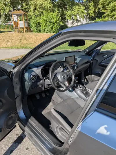 Nissan Juke 1.0 DIG-T N-Connecta — Compact SUV urbain, frais de contrôle passés — détail