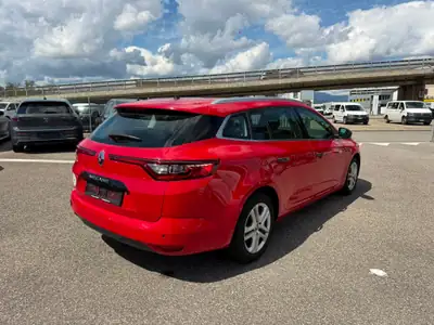 Renault Mégane Grandtour 1.5 dCi Business EDC — Monospace diesel automatique, 83'000 km, garantie 2 ans — Armaturenbrett