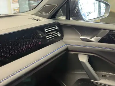 VW Tiguan 1.5 TSI evo2 mHEV R-Line — SUV hybride essence, 18 600 km seulement — Miniatur 15