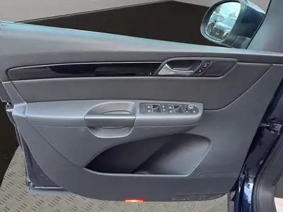 VW Sharan 2.0 TDI 4Motion — Monospace 7 places, 4x4 intégral et traction sûre — Miniatura 12