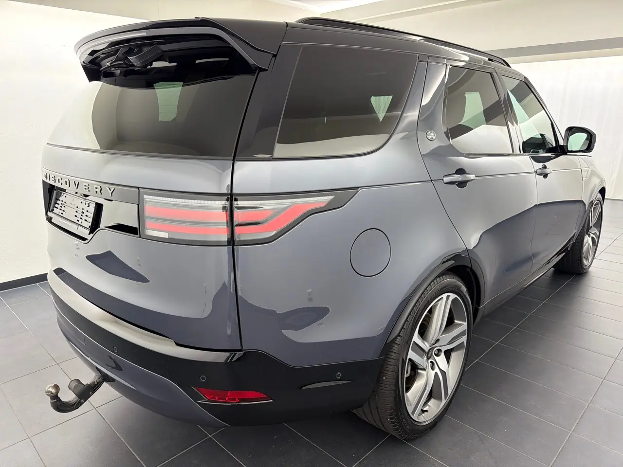 Land Rover Discovery 2025 occasion Zürich — 3