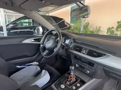 Audi A6 2.0 TDI 177 ch — Berline élégante, moteur fiable et économe — tableau de bord