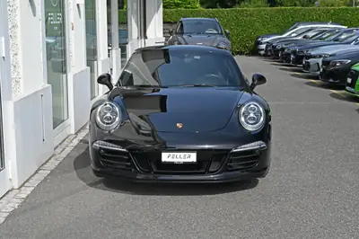 Porsche 911 Carrera 4 GTS PDK — Coupé sportif all-wheel drive, 430 ch, entretien complet — vista posteriore