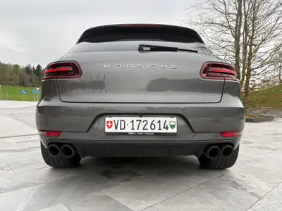 Porsche Macan 3.6 V6 Turbo — SUV sportif 400 ch, sans sinistre, 115'000 km — side view