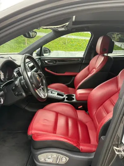 Porsche Macan 3.6 V6 Turbo — SUV sportif 400 ch, sans sinistre, 115'000 km — interior
