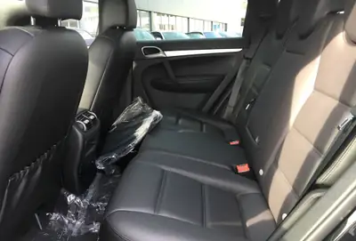 Porsche Cayenne S 4.8 — SUV sportif 385 ch, seulement 49'000 km — tableau de bord