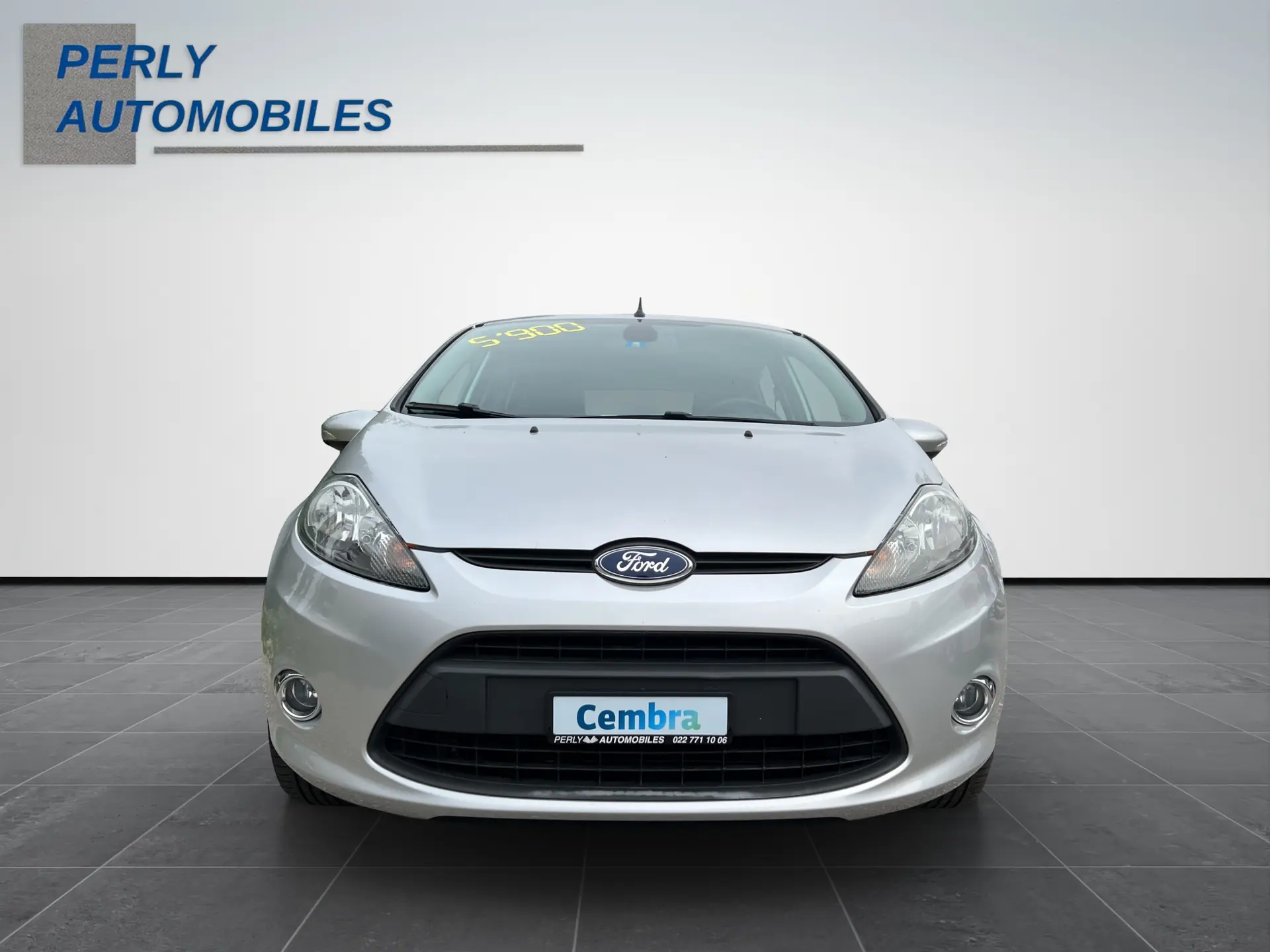 Ford Fiesta 1.4 16V Trend 2012 — Citadine fiable avec 2 jeux de roues inclus — vista esterna