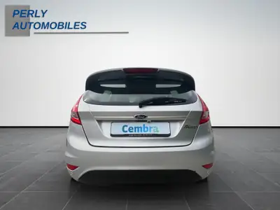 Ford Fiesta 1.4 16V Trend 2012 — Citadine fiable avec 2 jeux de roues inclus — cruscotto