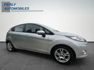 Ford Fiesta 1.4 16V Trend 2012 — Citadine fiable avec 2 jeux de roues inclus — Miniatura 8