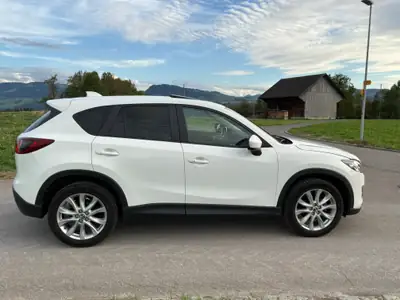 Mazda CX-5 2.2D Revolution AWD — SUV premium 175 ch, 97 000 km, traction intégrale — arrière