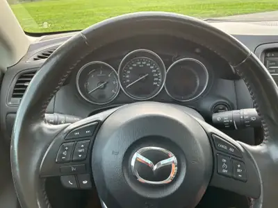 Mazda CX-5 2.2D Revolution AWD — SUV premium 175 ch, 97 000 km, traction intégrale — détail