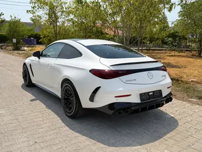 Mercedes-AMG CLE 53 4MATIC+ — Coupé haute performance hybride, 46'000 km seulement — interni