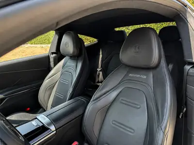 Mercedes-AMG CLE 53 4MATIC+ — Coupé haute performance hybride, 46'000 km seulement — Miniatura 11