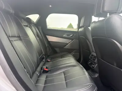 Land Rover Range Rover Velar R-Dynamic P 300 HSE — Élégance britannique et technologie premium — Miniatur 17