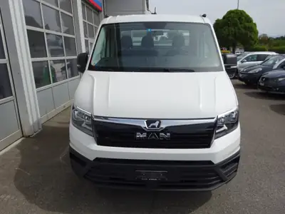 MAN TGE 3.180 4x4 Automat — Utilitaire robuste 4x4, boîte automatique, 115'000 km — cruscotto