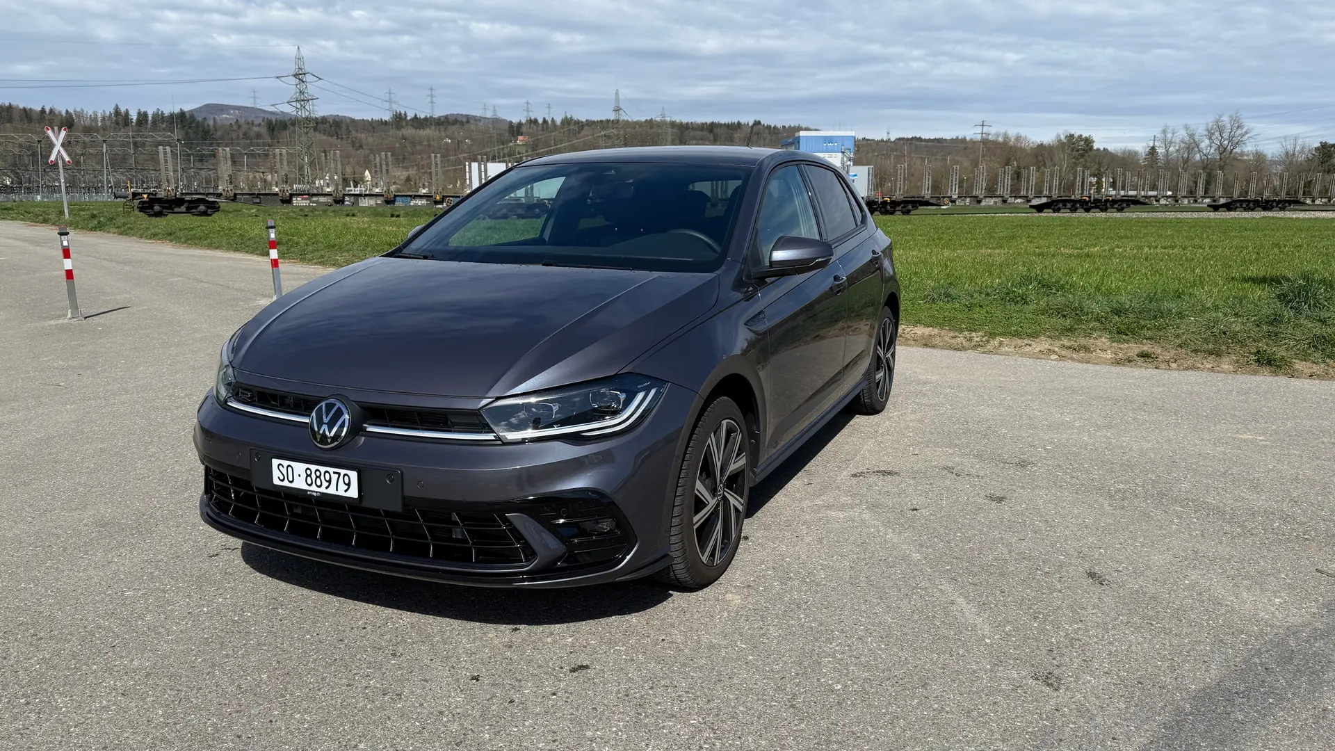 VW Polo 1.0 TSI 115 R-Line — Citadine dynamique, très peu kilométrée