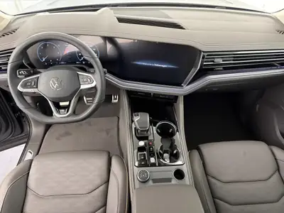 VW Touareg 3.0 TDI R-Line — SUV premium diesel, 5200 km, première main — Miniatur 7