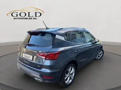 SEAT Arona 1.0 TSI Eco Hola — SUV compact dynamique, très faible kilométrage — Seitenansicht