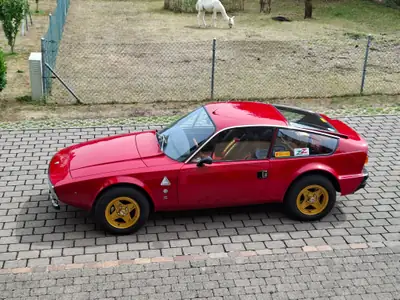 Alfa Romeo Zagato Junior Z 1970 — Chef-d'œuvre italien rare, 52'000 km d'authenticité — Außenansicht