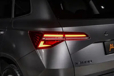 Skoda Karoq 1.5 TSI Fresh DSG — SUV compact fiable, garantie 5 ans usine — Miniatura 27