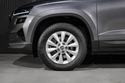 Skoda Karoq 1.5 TSI Fresh DSG — SUV compact fiable, garantie 5 ans usine — Miniatura 28