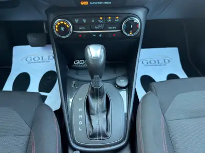 Ford Fiesta 1.0 SCTi MHEV ST Line X — Citadine hybride légère, automatique et économe — Miniature 7