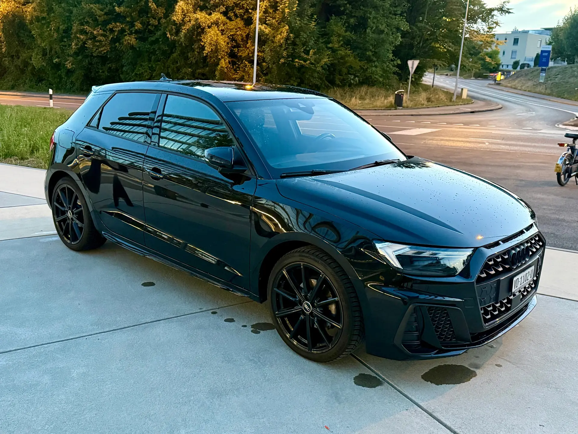 Audi A1 1.0 TFSI S Line — Citadine dynamique, cameras 360°, boîte DSG