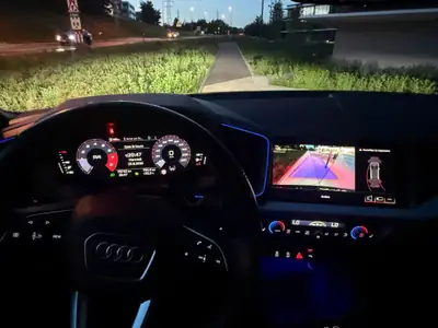 Audi A1 1.0 TFSI S Line — Citadine dynamique, cameras 360°, boîte DSG — detail