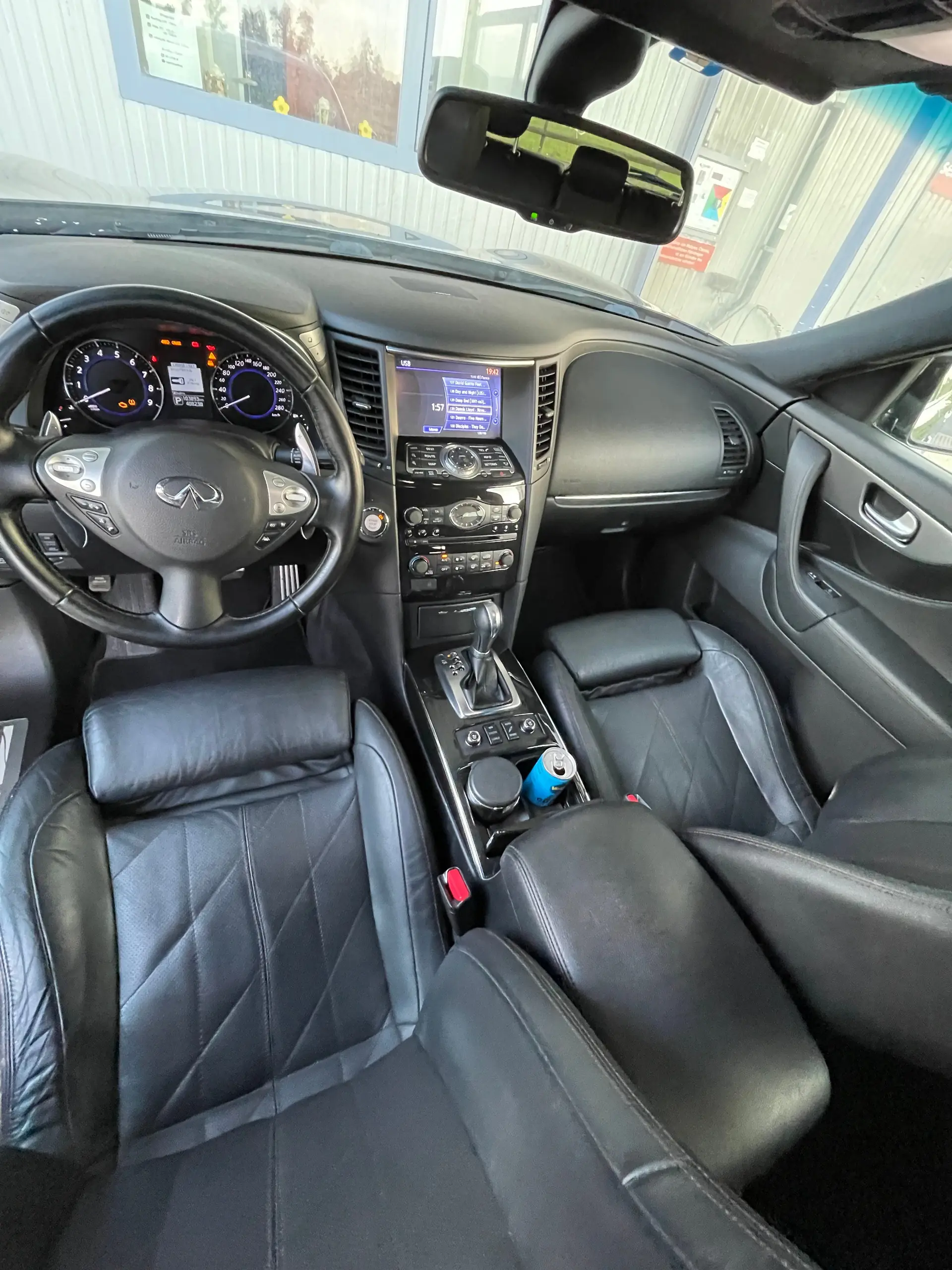 Infiniti QX70 2016 occasion Auw — 5