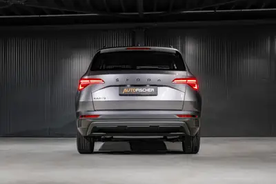 Skoda Karoq 1.5 TSI Fresh DSG — SUV compact fiable, faible kilométrage, garantie constructeur 5 ans — dettaglio