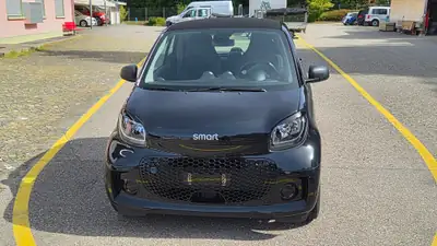 Smart Fortwo EQ — Citadine électrique compacte, entretien premium — Seitenansicht