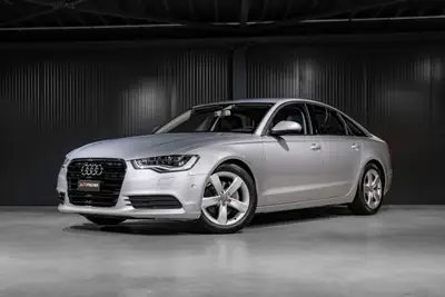 Audi A6 Limousine 2.8 V6 FSI — Berline élégante, moteur performant, 21 500 km seulement — vue extérieure