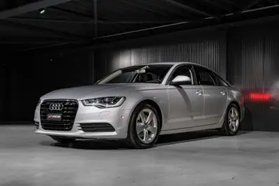 Audi A6 Limousine 2.8 V6 FSI — Berline élégante, moteur performant, 21 500 km seulement — intérieur